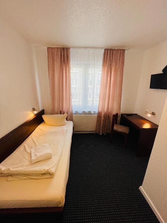 Single Room room - Image 1