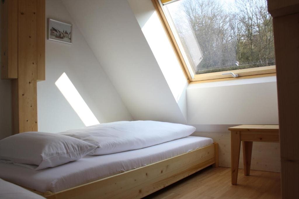 Studio with Garden View room - Image 2