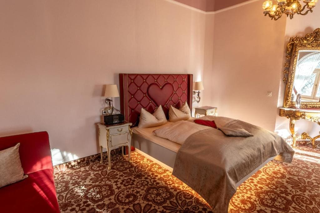 Honeymoon Room room - Image 1