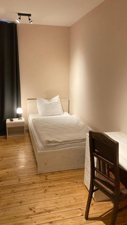 Standard Double Room room - Image 3