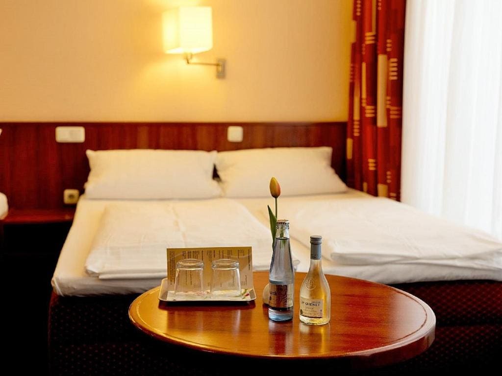 Quadruple Room room - Image 2