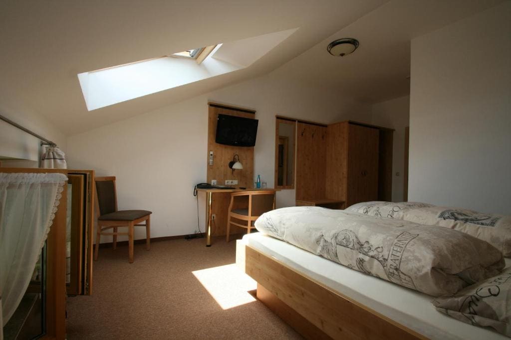 Double or Twin Room room - Image 2