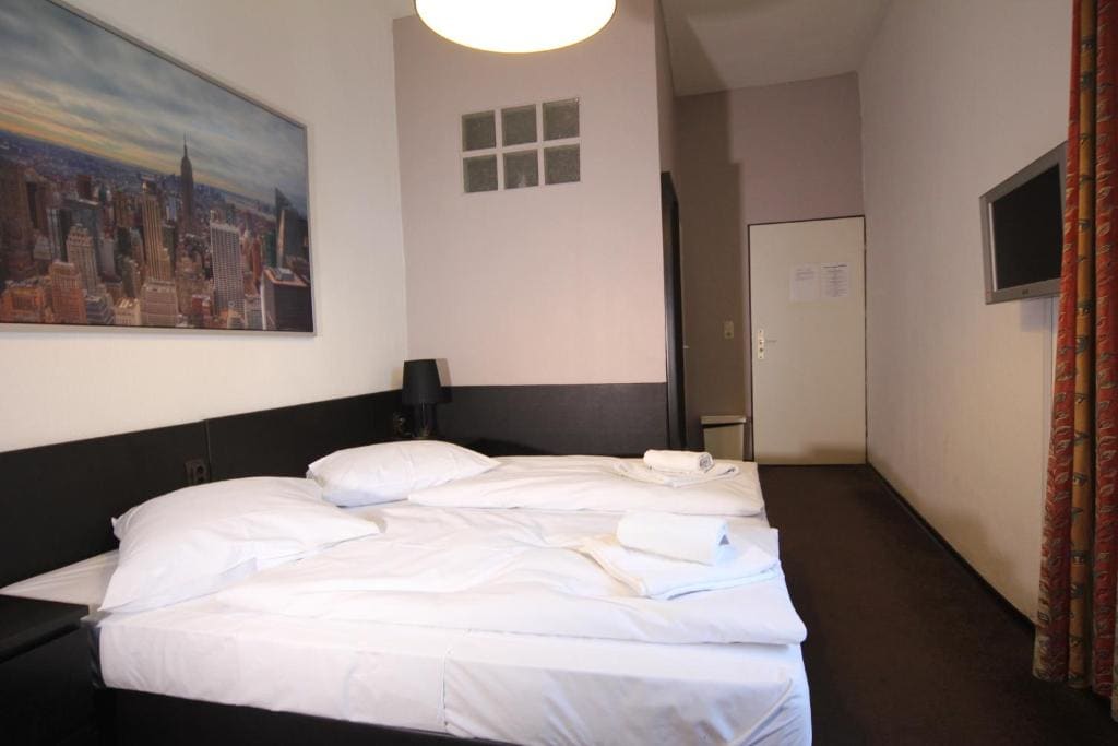 Double Room room - Image 3