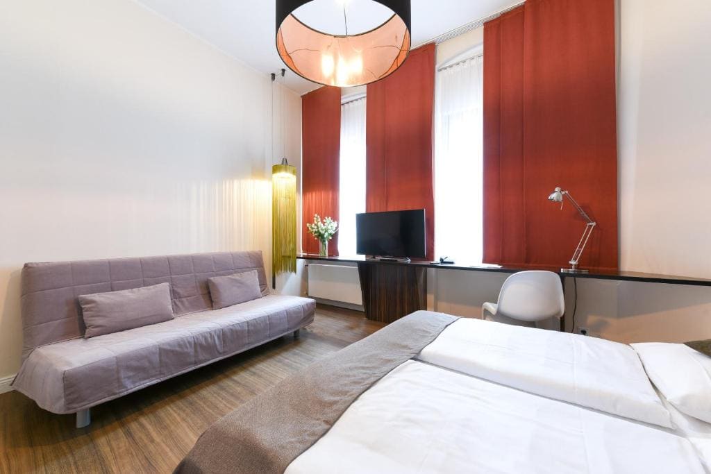 Large room - Image 2