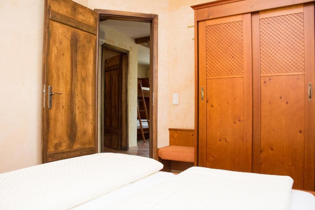 Large Suite room - Image 3