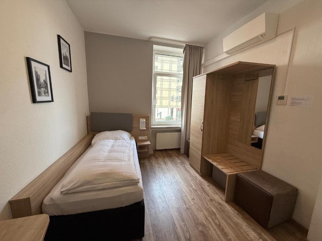 Standard Single Room room - Image 3