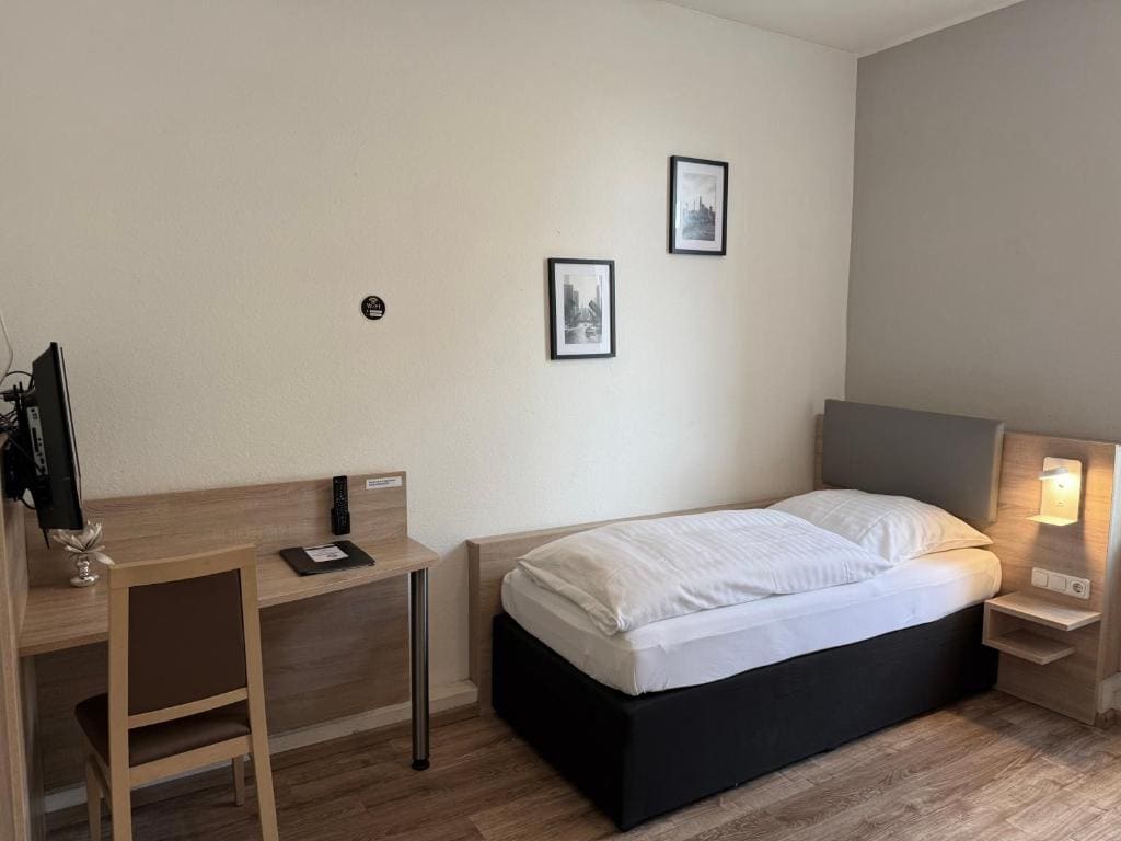 Standard Single Room room - Image 1