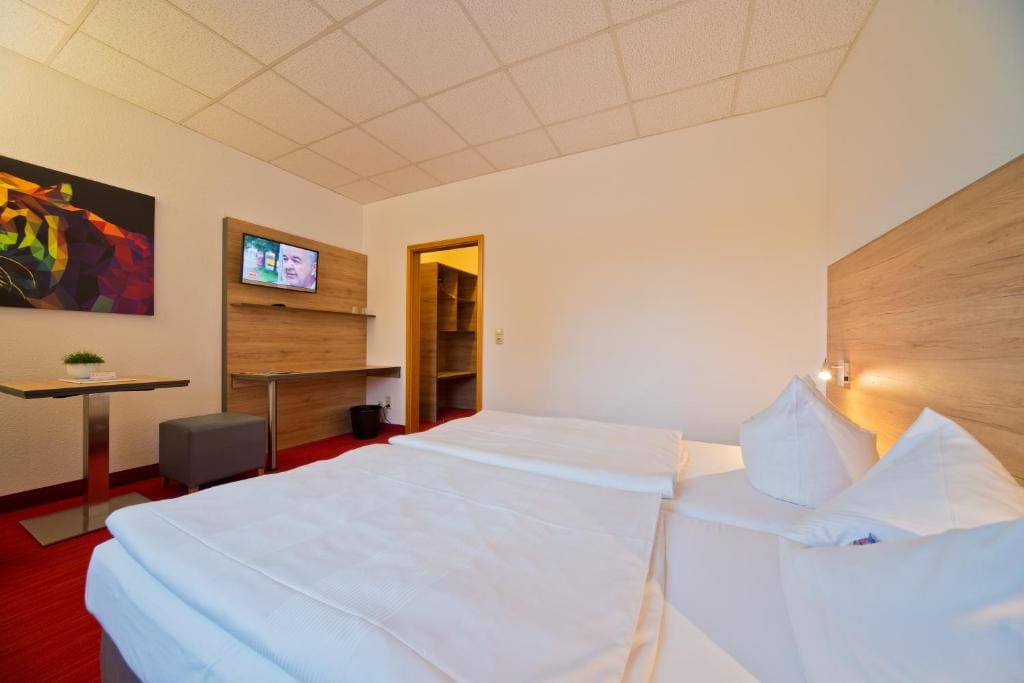 Double or Twin Room room - Image 2