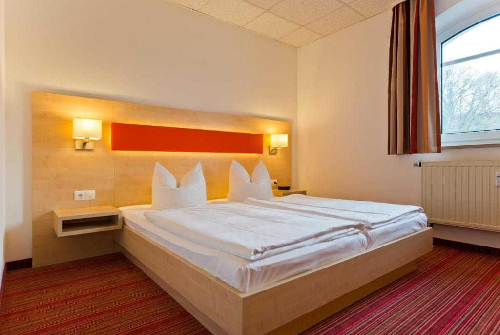 Double or Twin Room room - Image 3