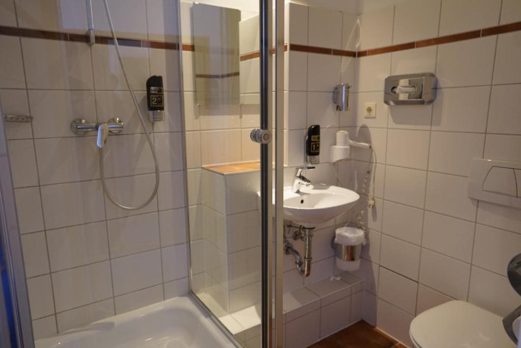 Quadruple Room room - Image 3