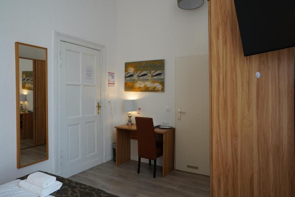 Double Room room - Image 3