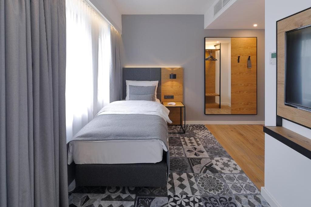 Standard Single Room room - Image 2