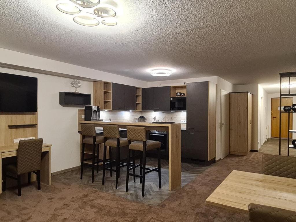 One-Bedroom Apartment room - Image 3
