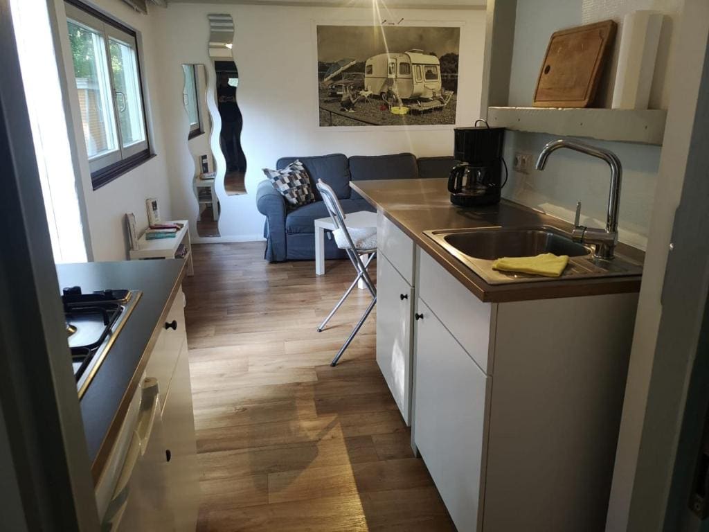 One-Bedroom House room - Image 3