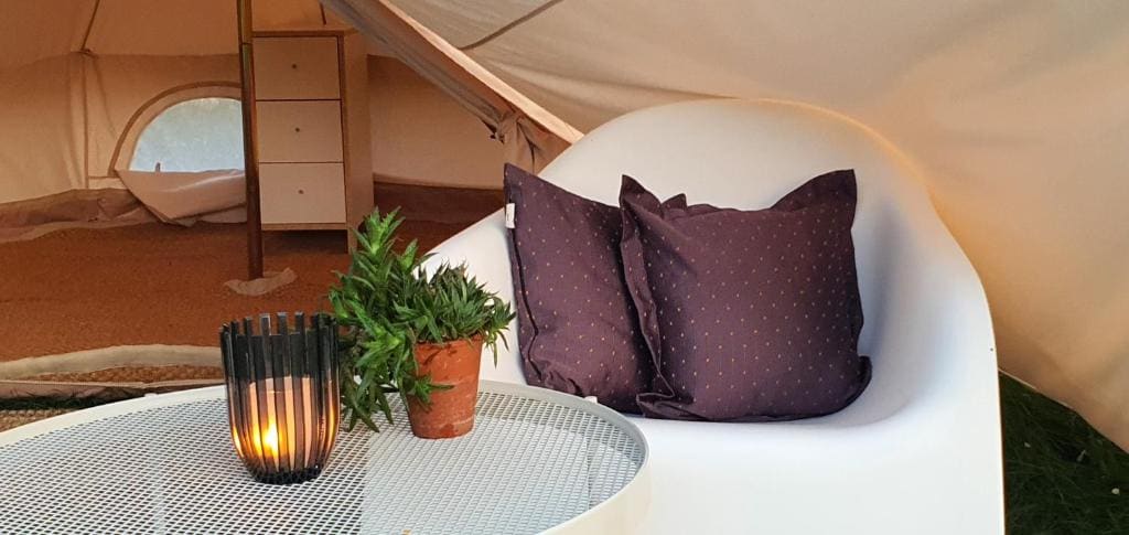 Mobile Home room - Image 2