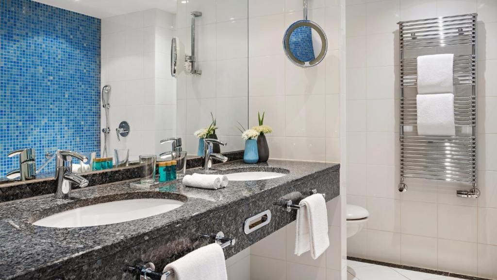 Executive Suite - Non-Smoking room - Image 3
