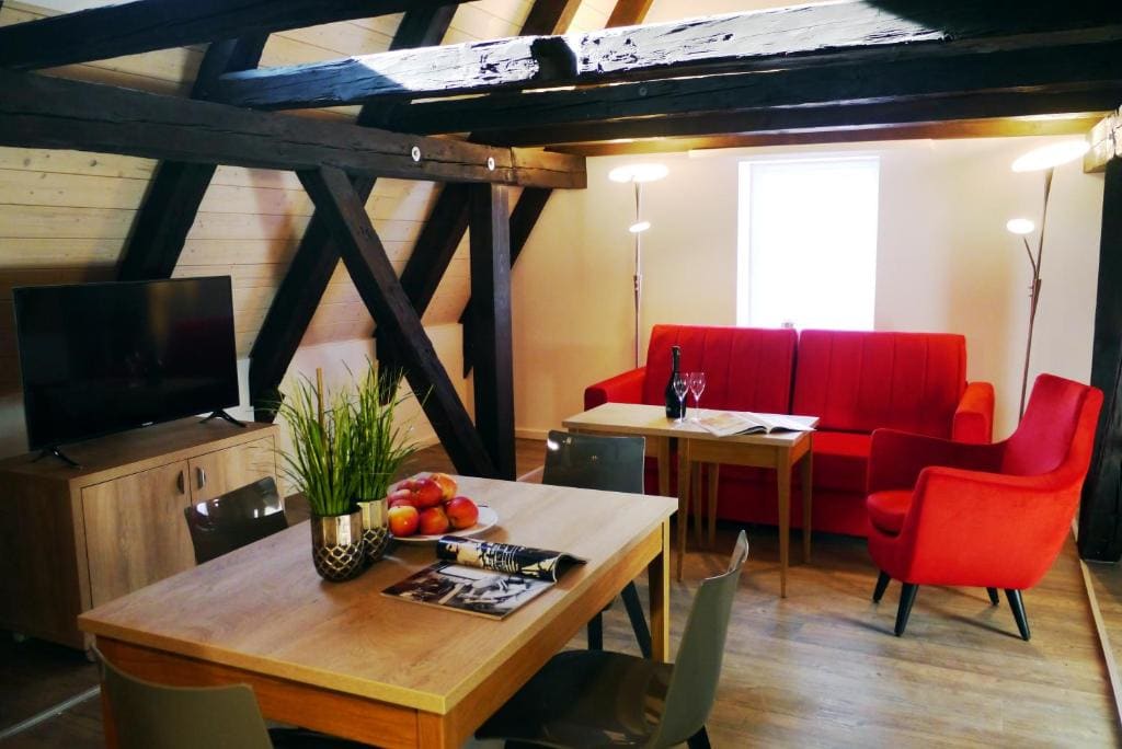 Apartment room - Image 1