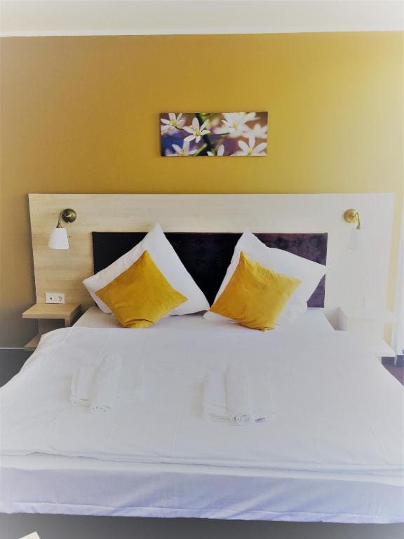 Double Room room - Image 3