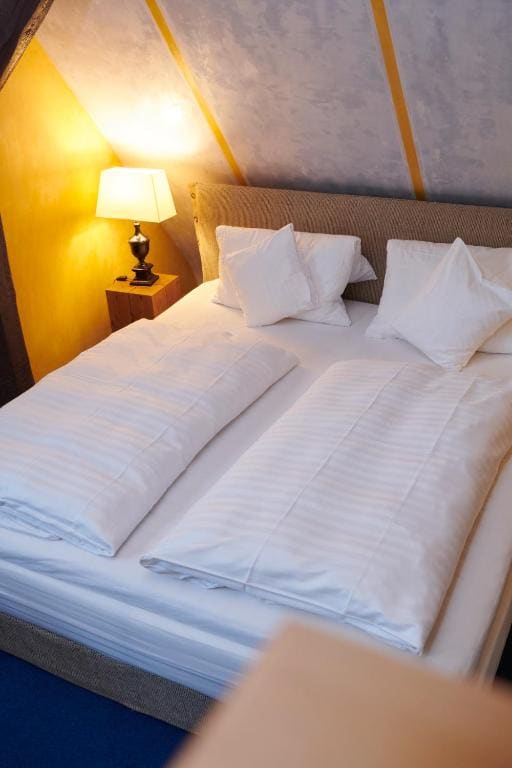 Superior Double Room room - Image 2