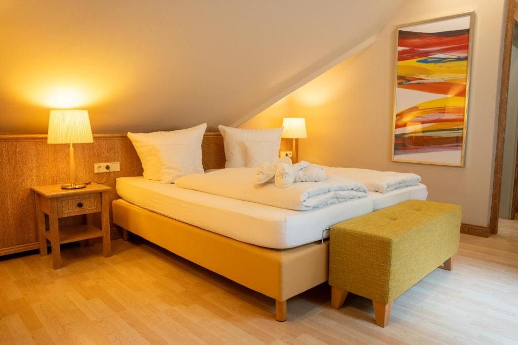 Junior Suite with Balcony room - Image 1