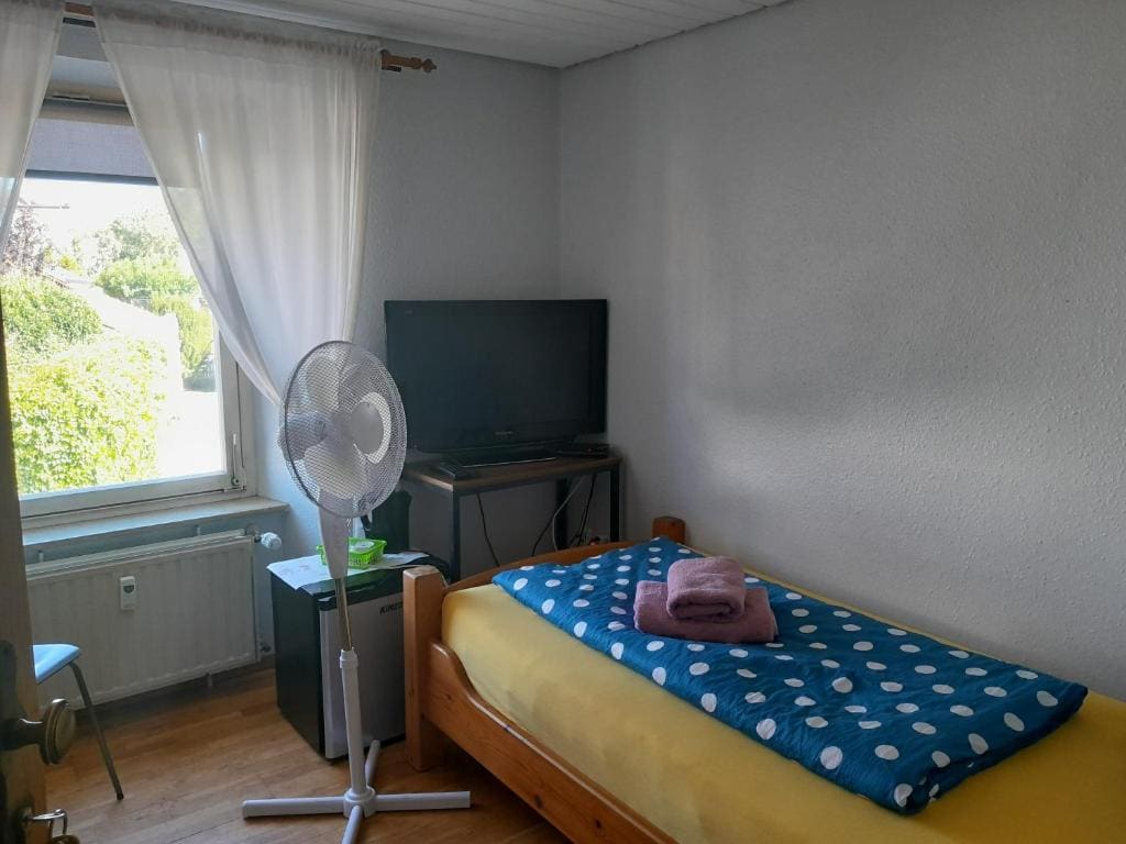 Double Room with Private Bathroom room - Image 2