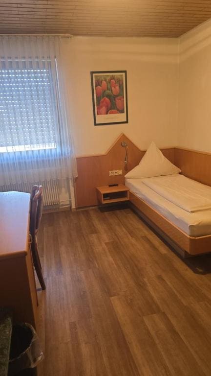 Standard Single Room room - Image 2