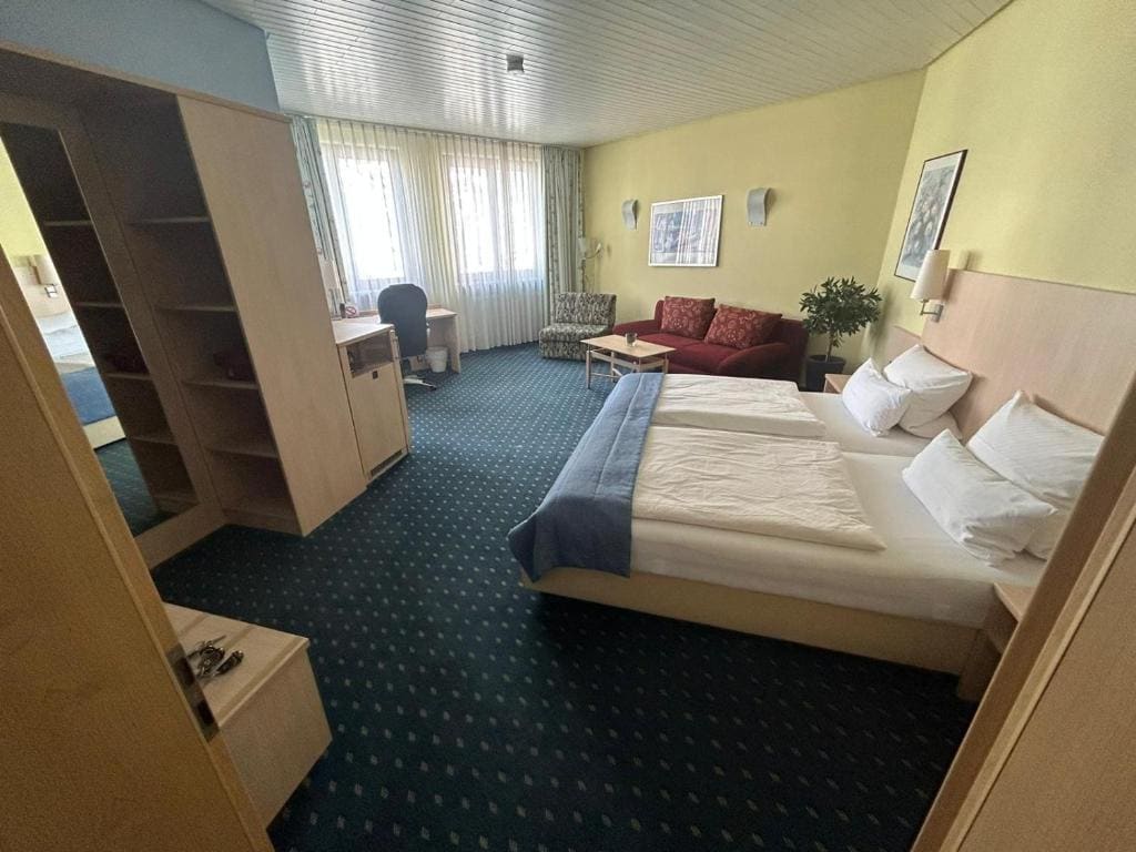 One-Bedroom Standard Apartment room - Image 1
