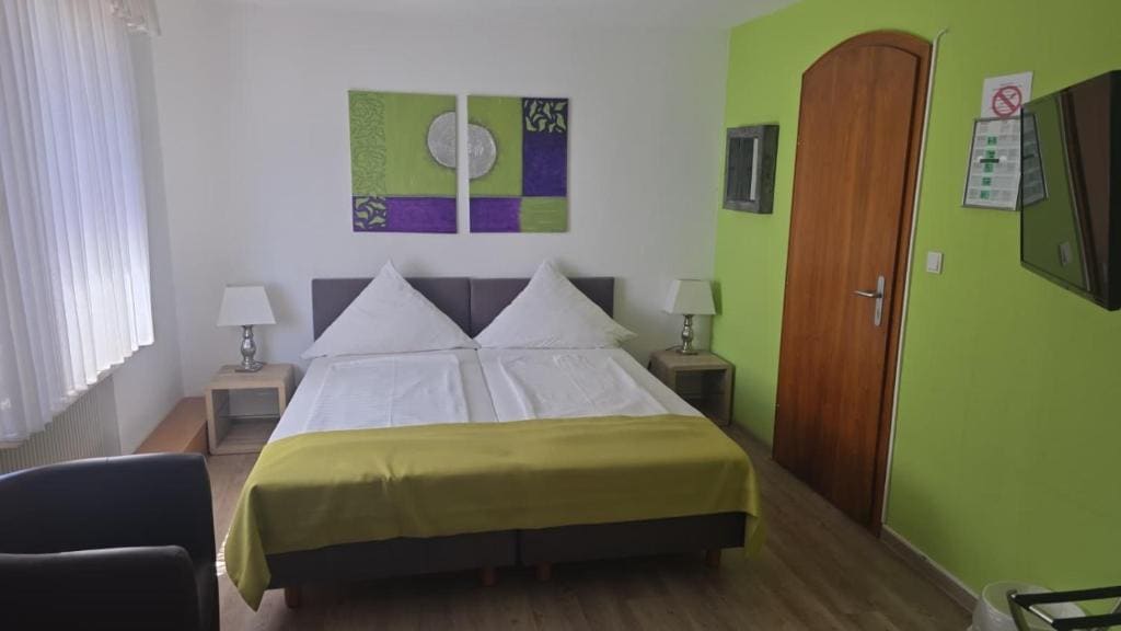 Standard Double Room room - Image 2