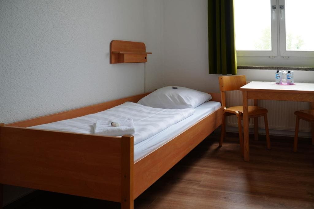 Twin Room with Private Bathroom room - Image 1