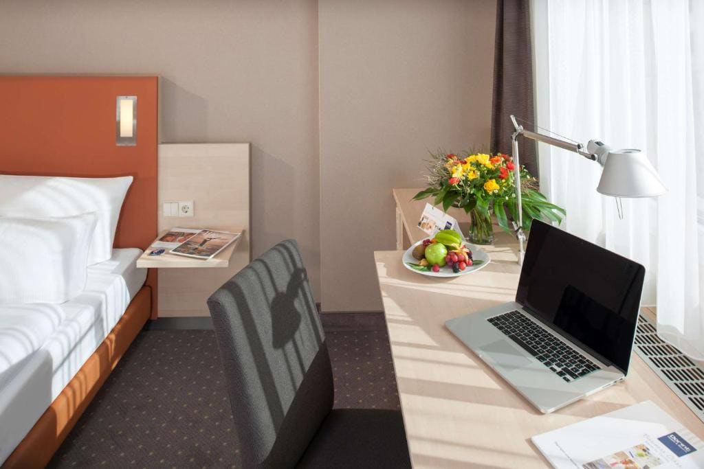 Superior Double or Twin Room room - Image 2