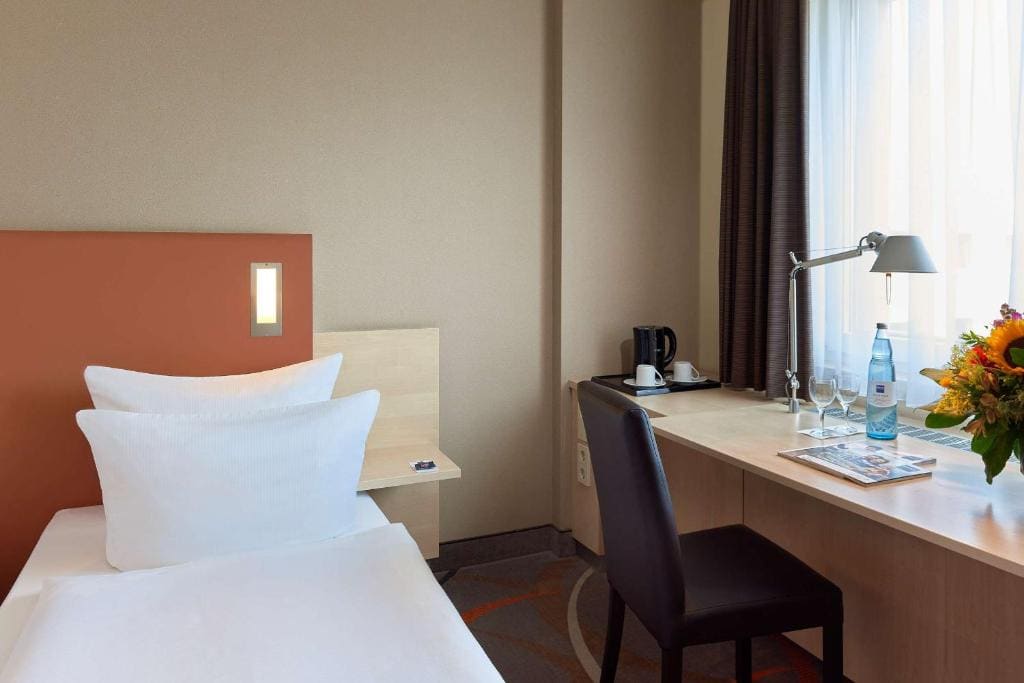 Superior Double or Twin Room room - Image 1