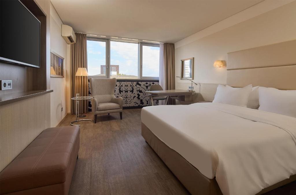Queen Room room - Image 1