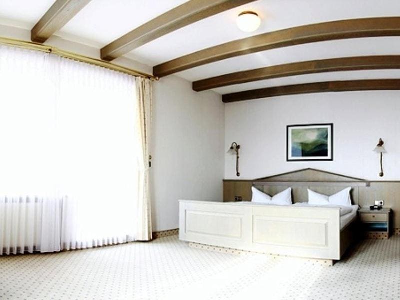 Deluxe Double Room room - Image 2