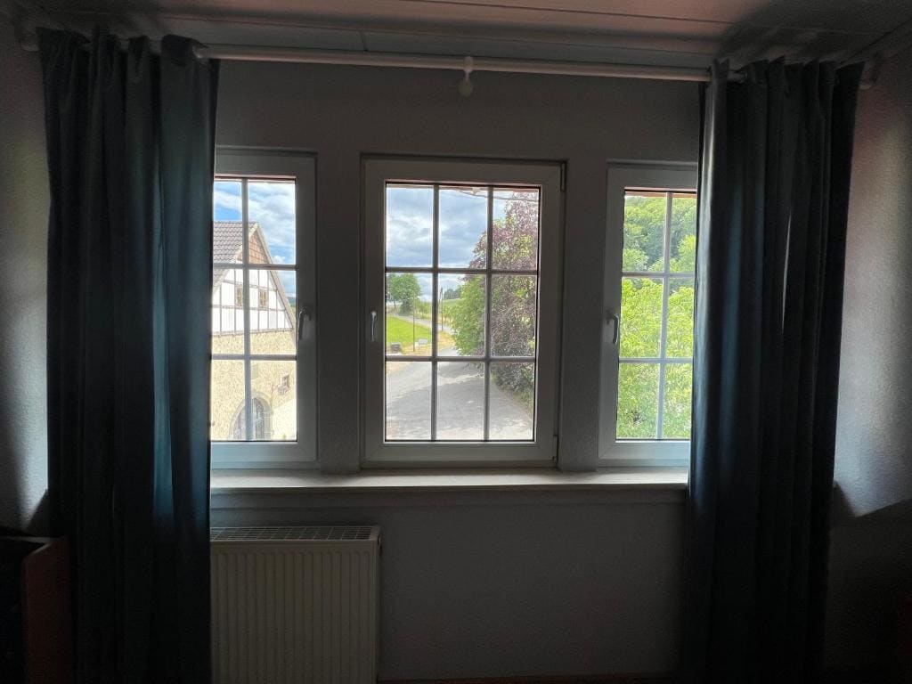 Apartment room - Image 3