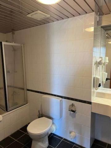 Deluxe Junior Suite room - Image 2