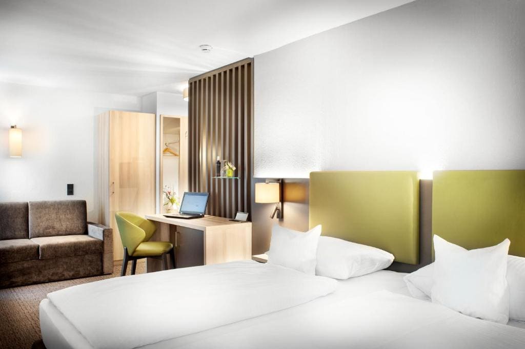 Deluxe Double or Twin Room room - Image 1