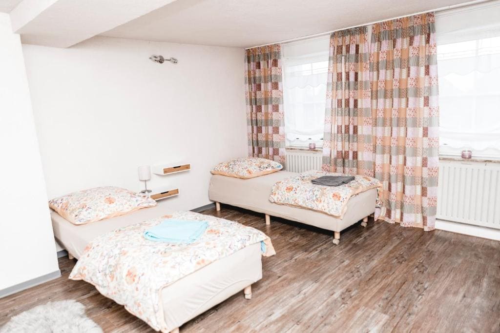 Twin Room room - Image 1