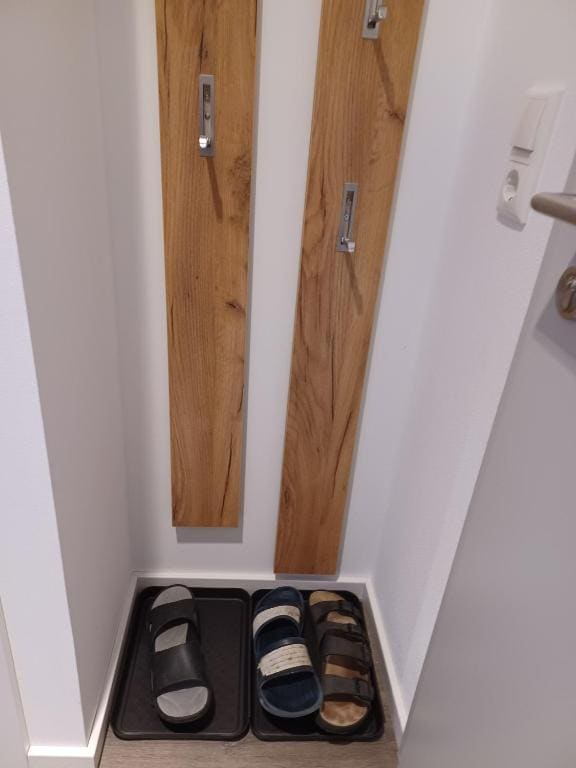 Apartment room - Image 1