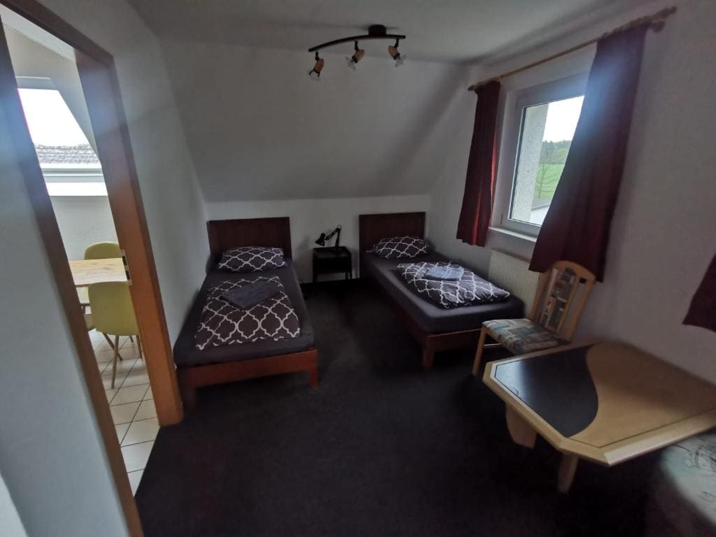Apartment room - Image 2