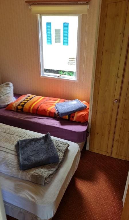 Mobile Home room - Image 3