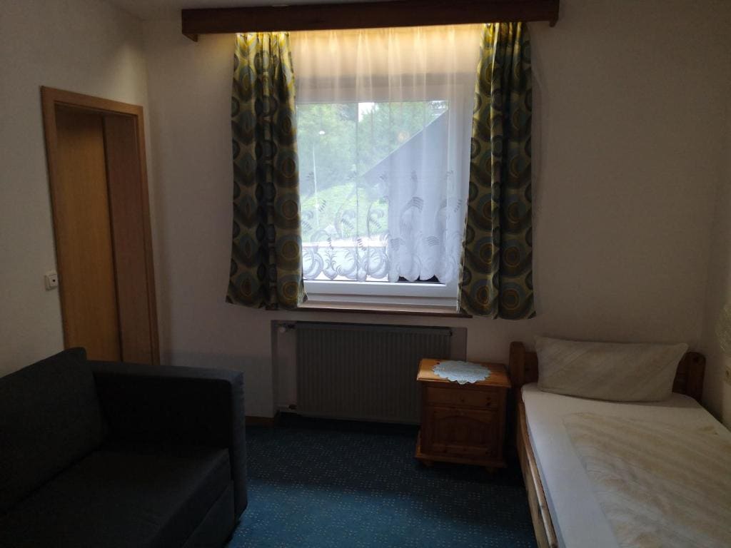 Standard Single Room room - Image 2