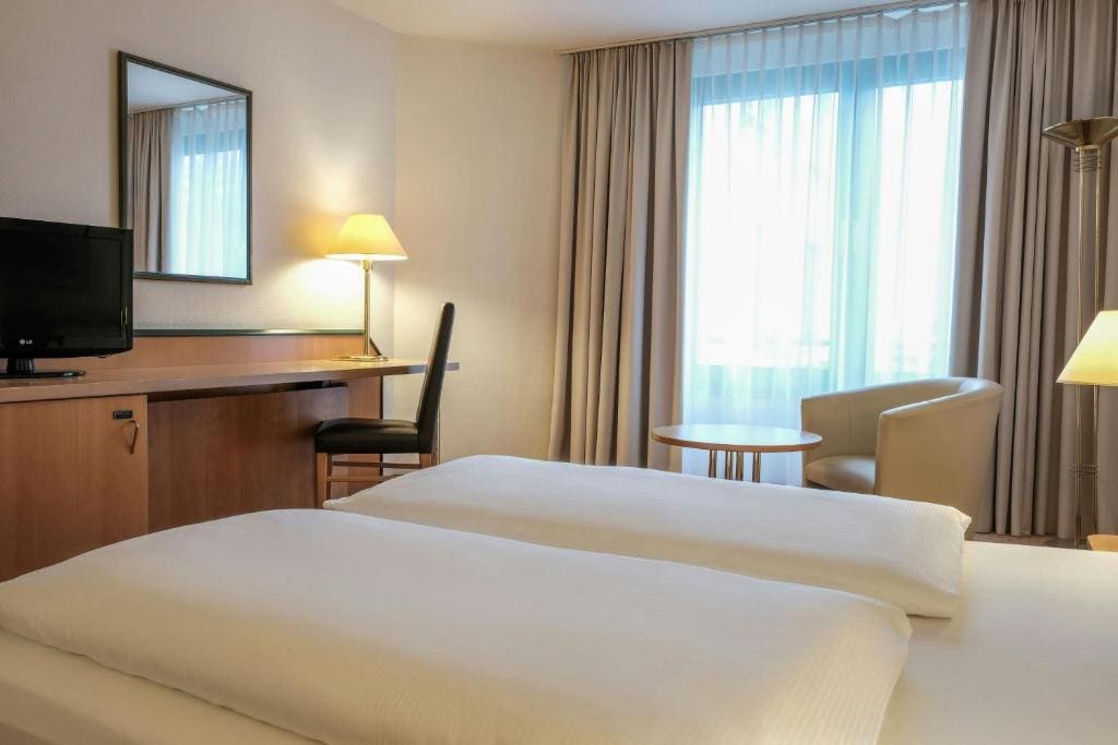 Standard Queen Room room - Image 1
