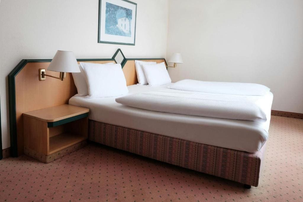 One-Bedroom King Suite with Sofa Bed room - Image 1
