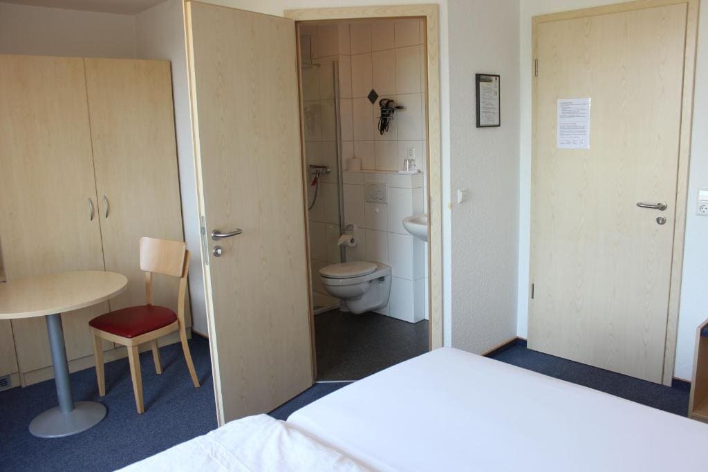 Double Room with Private Bathroom room - Image 1