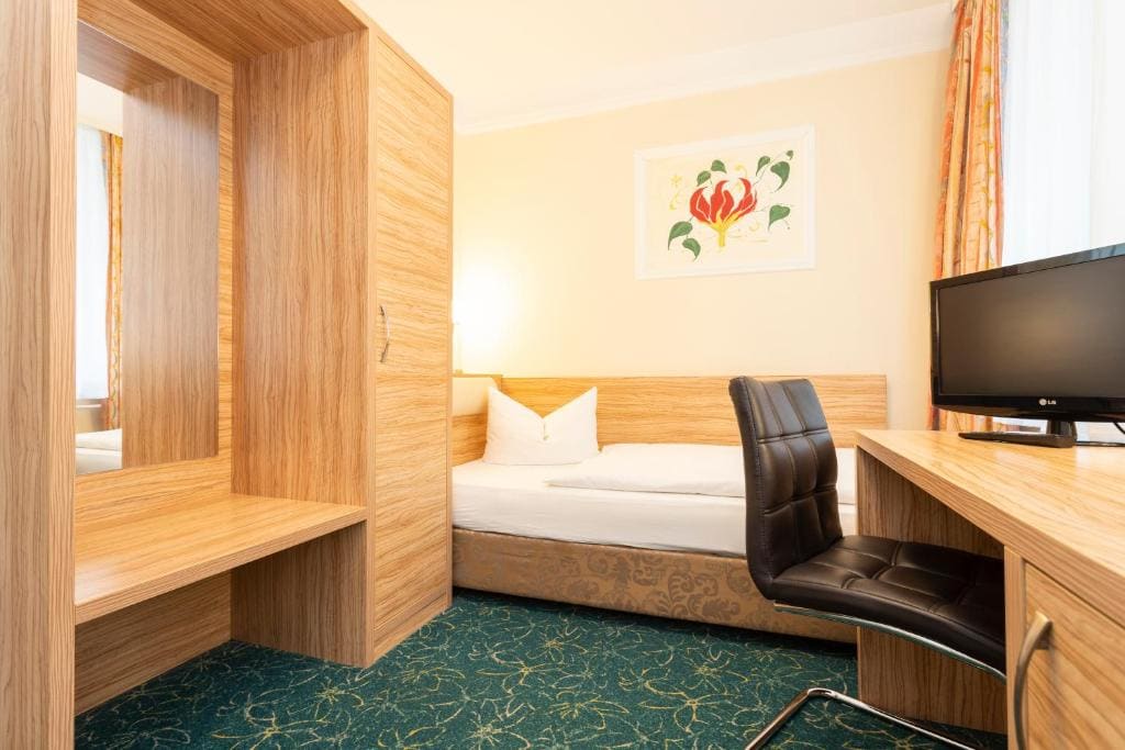 Standard Single Room room - Image 1