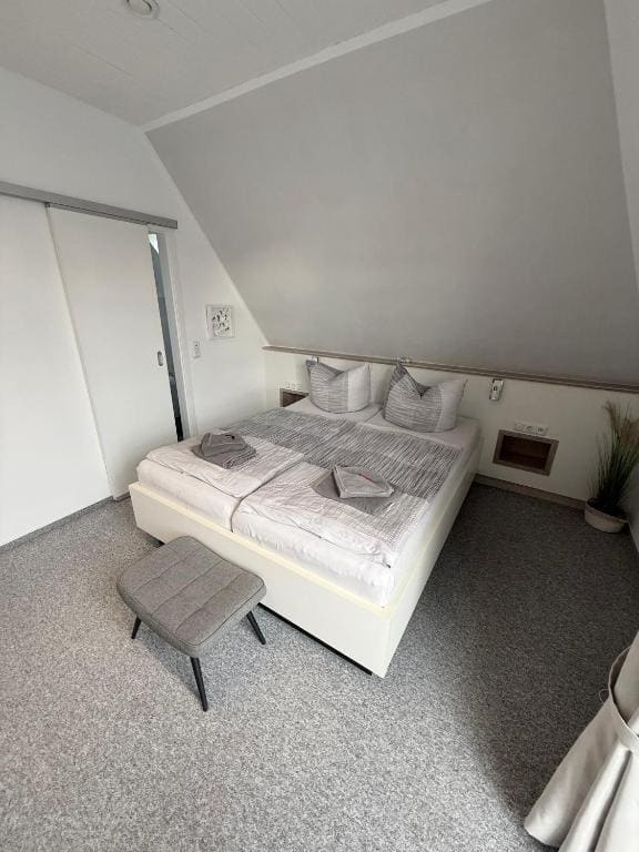 Double Room with Balcony room - Image 1