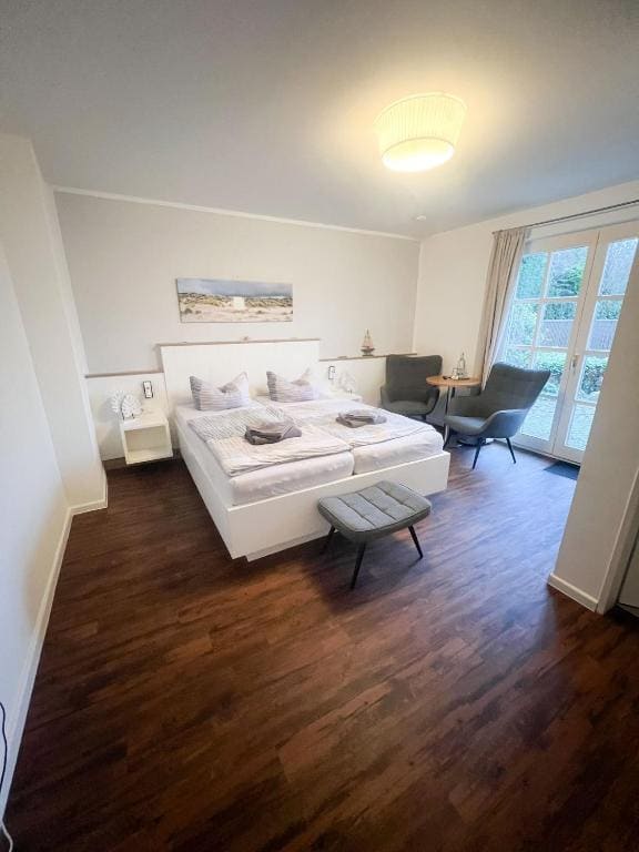 Double Room with Terrace room - Image 2