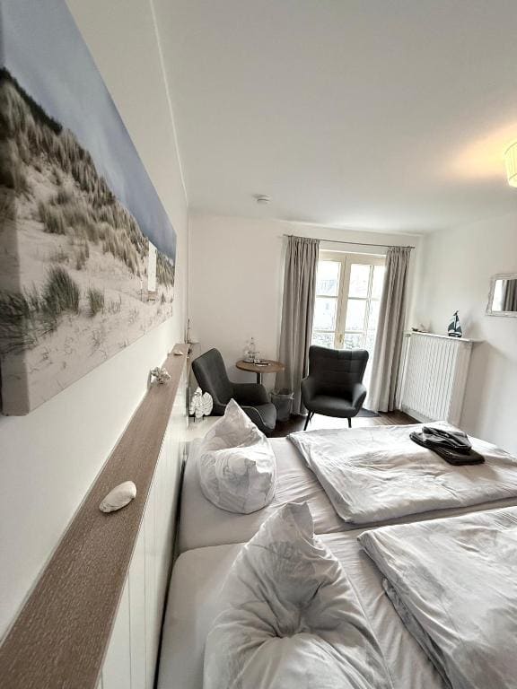 Double Room with Terrace room - Image 3