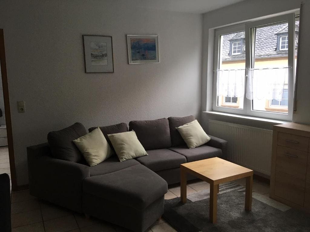 Apartment room - Image 2