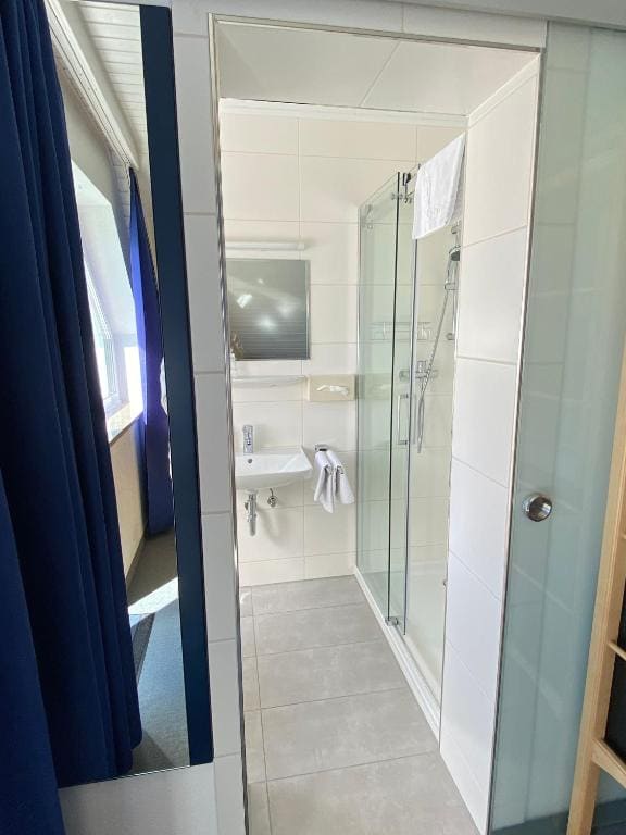 Double Room with Balcony room - Image 1